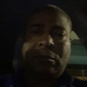 Meet your Posher, Enrique